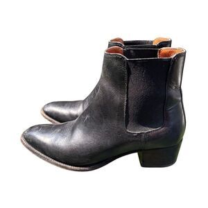 Frye Black Leather Pointed Chelsea Ankle Boots with Subtle Brown Lining